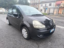 Nero Usata 2012 Renault Modus Monovolume | 2200 €