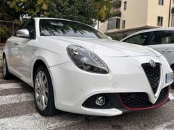 Usata 2020 Alfa Romeo Giulietta Due volumi | 12.500 € (Buon prezzo)