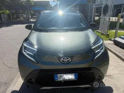 Grigio Usata 2023 Toyota Aygo Lounge Due volumi | 16.400 € (Buon prezzo)