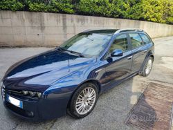 Blu Usata 2008 Alfa Romeo 159 Distinctive Station wagon | 1700 € (Buon prezzo)