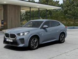 Skyscraper grey metallic Nuova 2025 BMW X2 M Sport SUV | 56.900 € (Cara)
