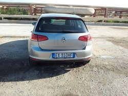 Grigio Usata 2014 VW Golf VII Business Tre volumi | 8000 € (Buon prezzo)