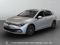8e argento brillante metallizz Usata 2021 VW Golf VIII Style Tre volumi | 23.500 € (Buon prezzo)