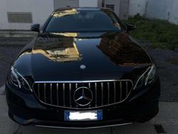 Usata 2017 Mercedes E200 Business Tre volumi | 23.000 €