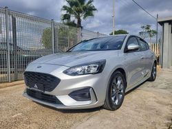 Grigio Usata 2020 Ford Focus ST-Line Tre volumi | 16.500 € (Cara)