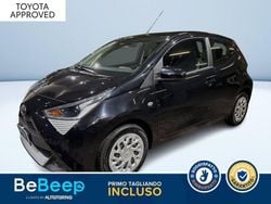 Nero metallizzato Usata 2021 Toyota Aygo X-play Due volumi | 10.900 € (Buon prezzo)