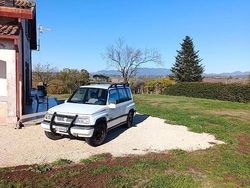 Bianco Usata 1990 Suzuki Vitara SUV | 3000 €