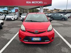 Rosso Usata 2014 Toyota Aygo Connect Style Due volumi | 3950 € (Super prezzo)