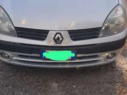 Usata 2004 Renault Clio II Authentique Tre volumi | 500 € (Buon prezzo)