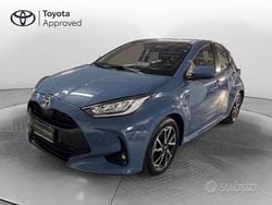 Blu Usata 2021 Toyota Yaris Hybrid Trend Tre volumi | 14.450 € (Buon prezzo)