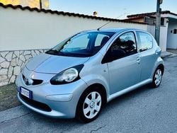 Argento Usata 2007 Toyota Aygo Due volumi | 2550 € (Ottimo prezzo)