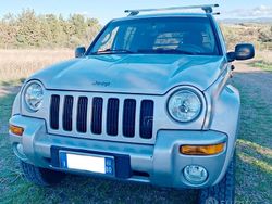 Argento Usata 2002 Jeep Cherokee Limited SUV | 4500 € (Buon prezzo)