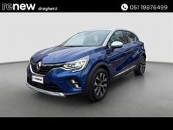 Blu scuro Usata 2022 Renault Captur Techno SUV | 18.500 € (Buon prezzo)