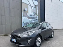 Grigio Usata 2018 Ford Fiesta ST-Line Due volumi | 7000 € (Ottimo prezzo)