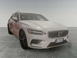 Bianco Usata 2021 Volvo V60 Inscription Station wagon | 25.890 € (Buon prezzo)
