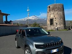 Grigio Usata 2023 Jeep Avenger SUV | 19.800 € (Buon prezzo)