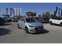 Grigio(met.) Usata 2018 Hyundai i20 Blackline Tre volumi | 9500 € (Buon prezzo)
