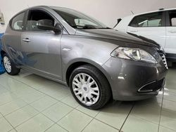 Grigio Usata 2015 Lancia Ypsilon Gold Due volumi | 7900 € (Buon prezzo)