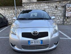 Argento Usata 2007 Toyota Yaris Sol Due volumi | 3800 € (Buon prezzo)