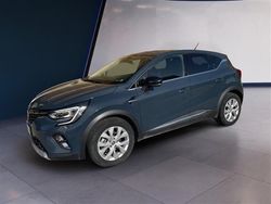 Blu scuro Usata 2022 Renault Captur Intens SUV | 18.700 € (Buon prezzo)