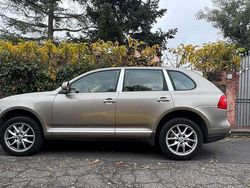 Beige Usata 2007 Porsche Cayenne SUV | 16.500 € (Molto cara)