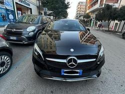 Nero Usata 2017 Mercedes A180 Tre volumi | 16.000 €