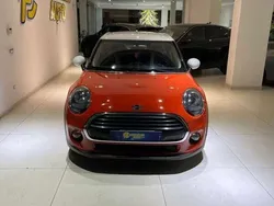 Arancio/bianco metallizzato Usata 2018 Mini Cooper D Business Due volumi | 12.990 € (Ottimo prezzo)