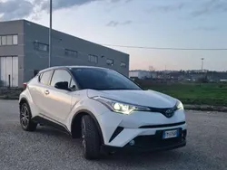 Usata 2018 Toyota C-HR Style SUV | 16.000 € (Buon prezzo)