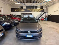 Grigio Usata 2018 VW Polo Comfortline Tre volumi | 14.200 € (Buon prezzo)