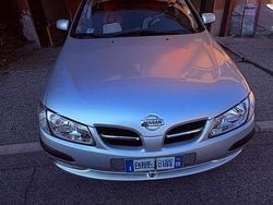 Grigio Usata 2000 Nissan Almera Tre volumi | 1599 €
