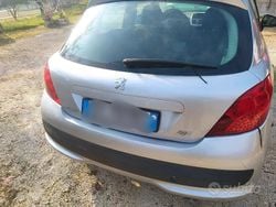 Grigio Usata 2009 Peugeot 207 Due volumi | 1990 € (Buon prezzo)