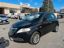 Nero Usata 2012 Lancia Ypsilon Due volumi | 4490 € (Buon prezzo)