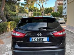 Marrone Usata 2015 Nissan Qashqai Tekna SUV | 10.999 € (Buon prezzo)