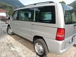 Gray Usata 2004 Mercedes V220 Monovolume | 9800 € (Buon prezzo)