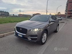 Grigio Usata 2016 Jaguar F-Pace SUV | 15.499 € (Cara)