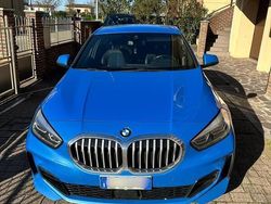 Blu/azzurro Usata 2021 BMW 118 M Sport Due volumi | 29.800 € (Molto cara)