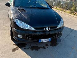 Nero Usata 2006 Peugeot 206 RC Cabrio | 1700 € (Buon prezzo)