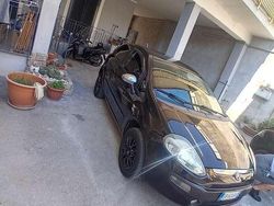 Usata 2010 Fiat Punto Evo Dynamic Due volumi | 2000 € (Super prezzo)