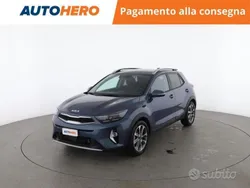 Blu Usata 2024 Kia Stonic Style SUV | 20.199 € (Cara)