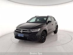 Nero metallizzato Usata 2022 VW T-Roc R-line SUV | 24.200 € (Buon prezzo)
