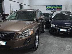 Marrone Usata 2009 Volvo XC60 Kinetic SUV | 8000 € (Molto cara)