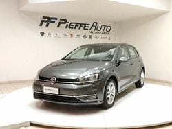 Grigio Usata 2018 VW Golf VII Business Tre volumi | 14.000 € (Ottimo prezzo)