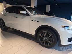 Bianco Usata 2020 Maserati Levante SUV | 39.900 € (Buon prezzo)