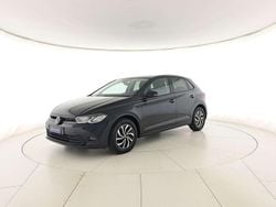 Deep black perlato Usata 2023 VW Polo Life Tre volumi | 17.500 € (Ottimo prezzo)
