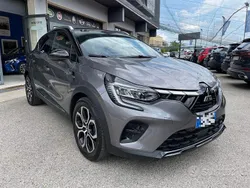 Grigionero metallizzato Usata 2024 Mitsubishi ASX Intense SUV | 20.900 € (Super prezzo)