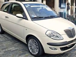 Usata 2005 Lancia Ypsilon Due volumi | 1000 € (Buon prezzo)
