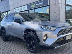 Grigio Usata 2021 Toyota RAV4 Lounge Station wagon | 31.800 € (Buon prezzo)