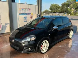 Usata 2009 Abarth Grande Punto Esseesse Due volumi | 7800 € (Buon prezzo)