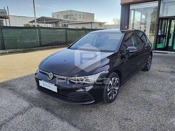 Nero Usata 2021 VW Golf VIII Style Due volumi | 17.990 € (Buon prezzo)