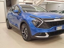 Blu flame Usata 2023 Kia Sportage Style SUV | 24.900 € (Buon prezzo)